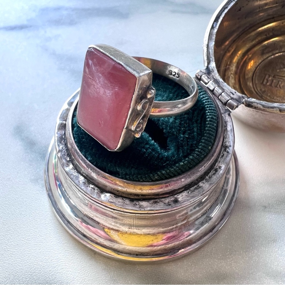 Lovely Handmade Rhodonite Polished Crystal .925 Sterling Silver Ring